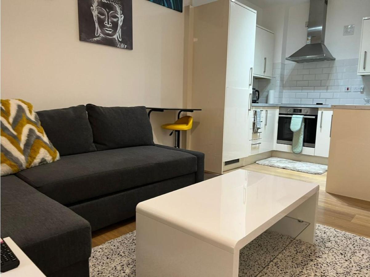 Modern And Stylish 1Bed Flat Lejlighed Barking  Eksteriør billede